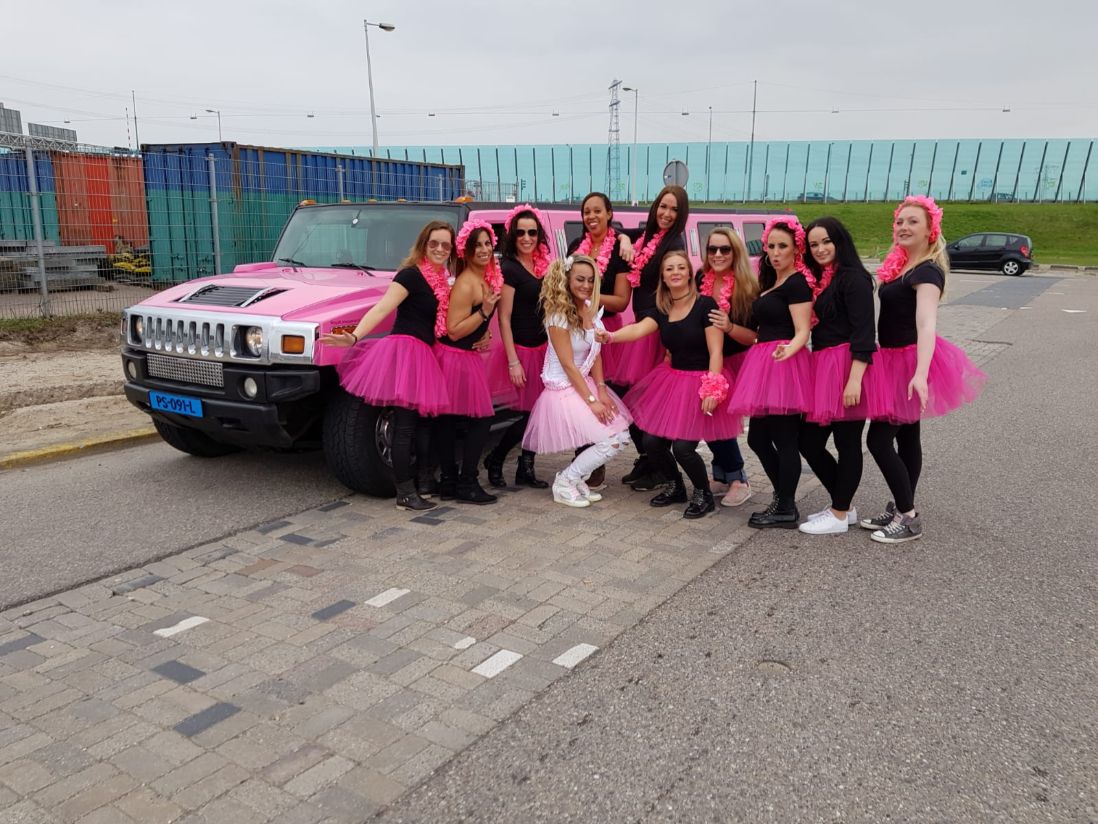 Limousine huren den Bosch voor XL limousine Nederland Sweet Sixteen
